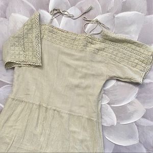 Off-shoulder linen dress